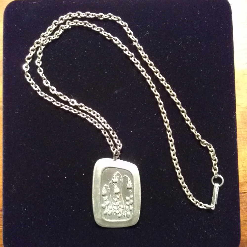 VINTAGE R. TENNESMED PEWTER NECKLACE